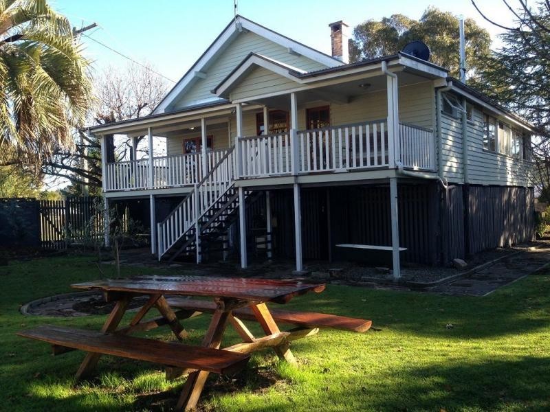 61 Lock Street, Stanthorpe QLD 4380