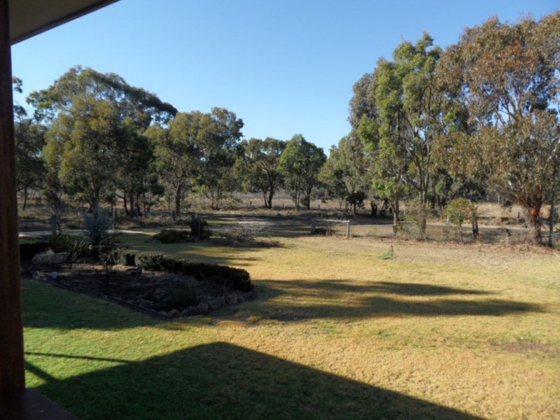 246 Emu Swamp Road, Glen Aplin QLD 4381