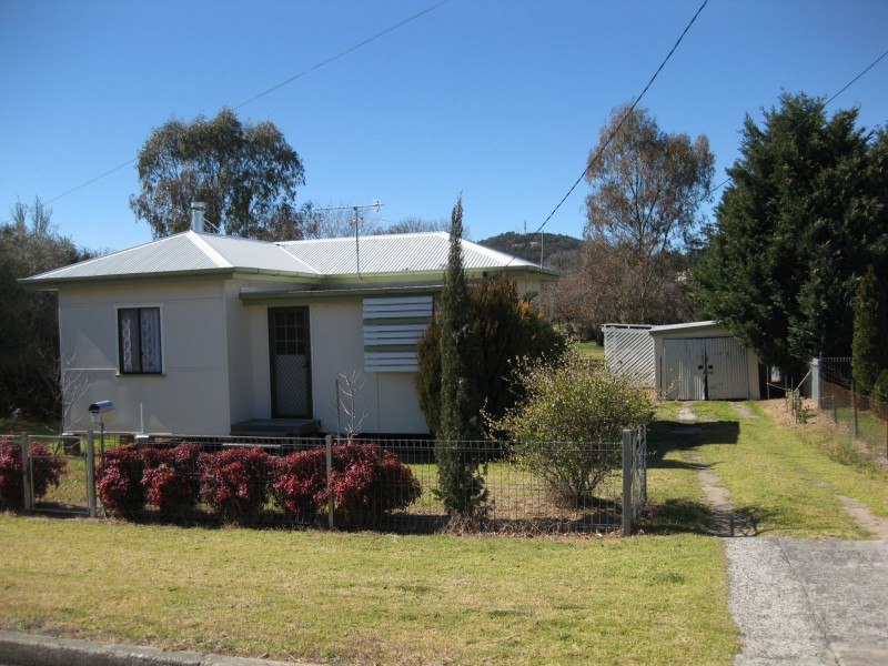 5 Denham Street, Stanthorpe QLD 4380