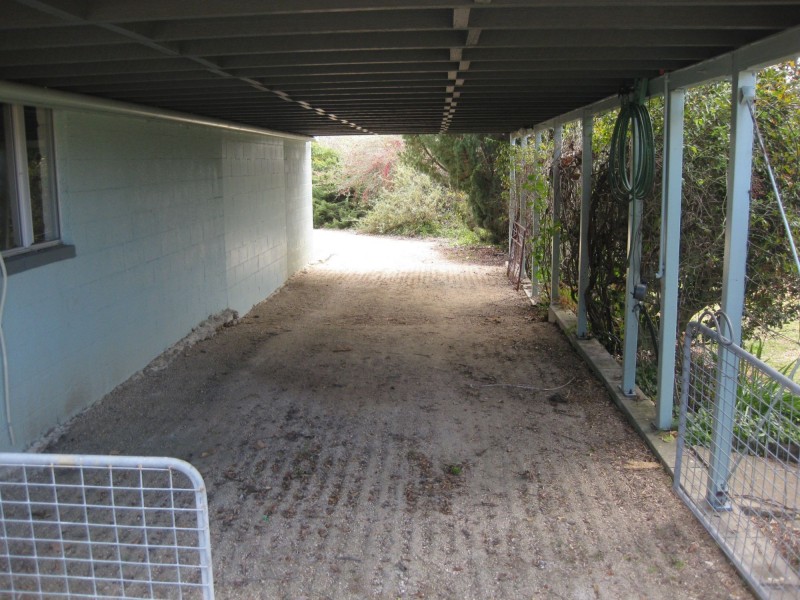 17 Wallangarra Road, Stanthorpe QLD 4380