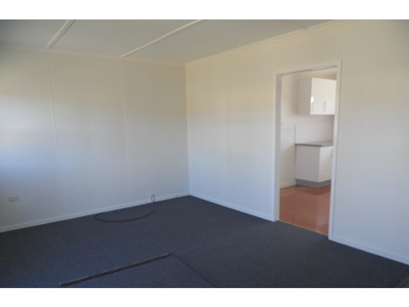 18 Pierpoint St, Stanthorpe QLD 4380