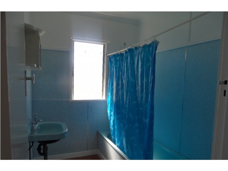 18 Pierpoint St, Stanthorpe QLD 4380