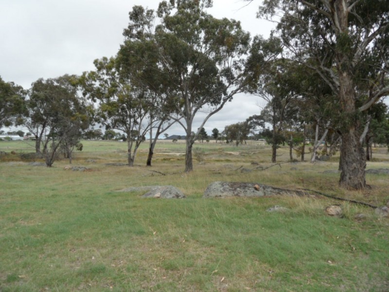 27391 New England Hwy, Glen Aplin QLD 4381