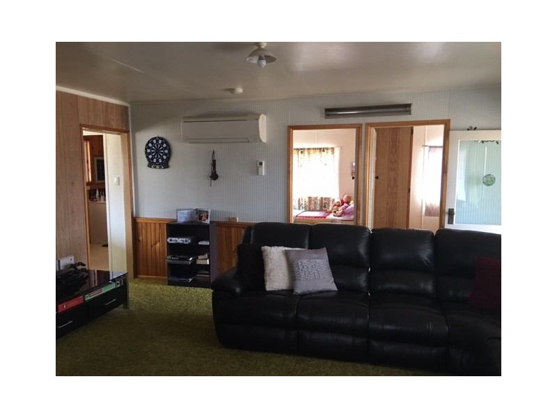 71a Wallace Court, Glen Aplin QLD 4381