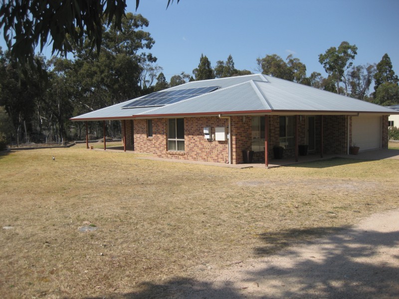 40 Melaleuca Cres, Stanthorpe QLD 4380