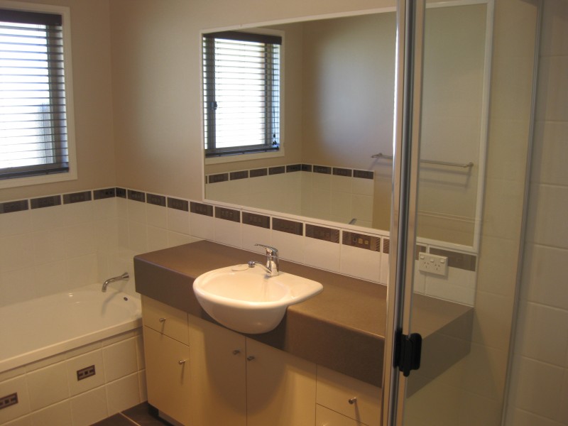 40 Melaleuca Cres, Stanthorpe QLD 4380