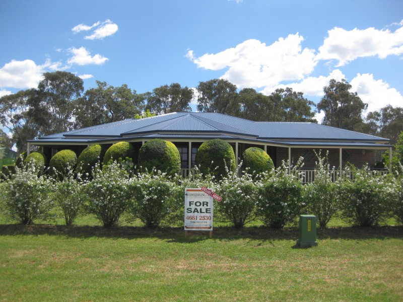 1-2 Fairway Cres, Stanthorpe QLD 4380