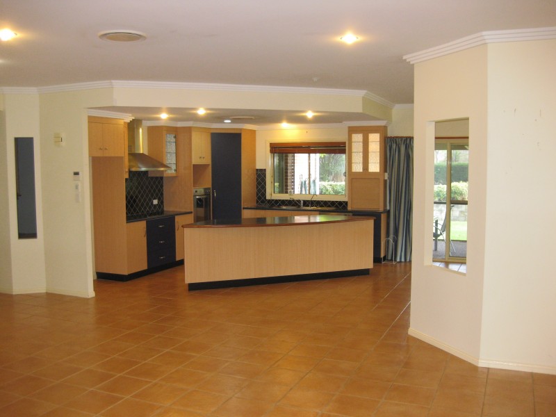 1-2 Fairway Cres, Stanthorpe QLD 4380