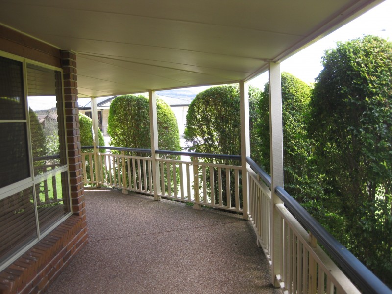 1-2 Fairway Cres, Stanthorpe QLD 4380