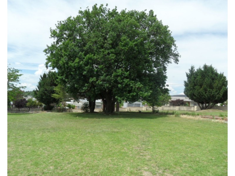 31 Pierpoint St, Stanthorpe QLD 4380