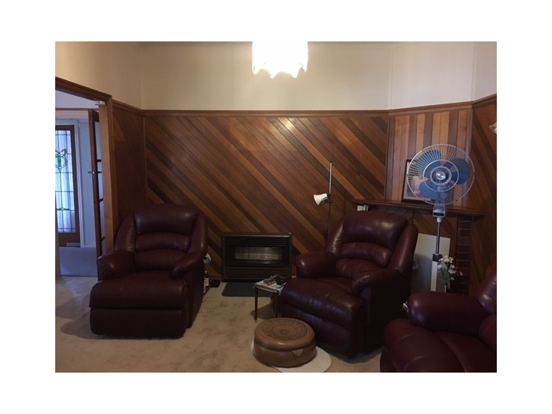 31 Pierpoint St, Stanthorpe QLD 4380