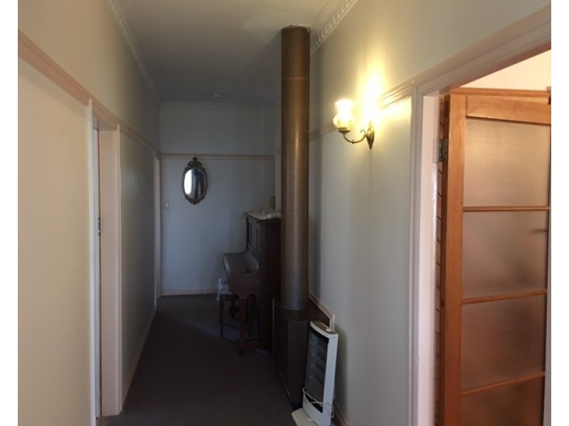 31 Pierpoint St, Stanthorpe QLD 4380