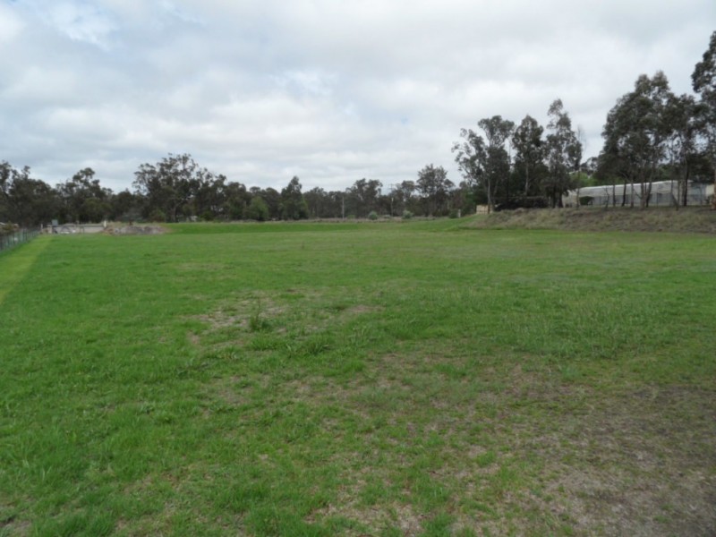 10 Bau Ct, Applethorpe QLD 4378