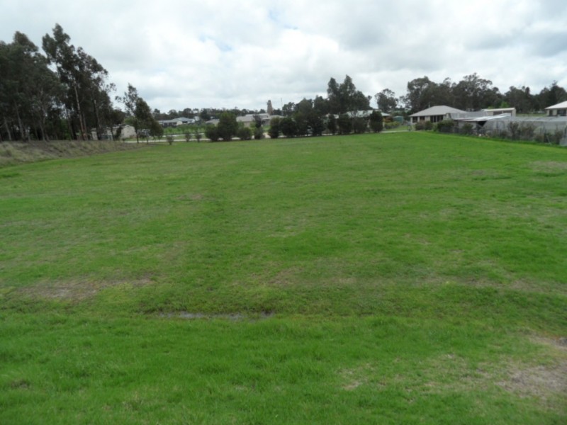10 Bau Ct, Applethorpe QLD 4378