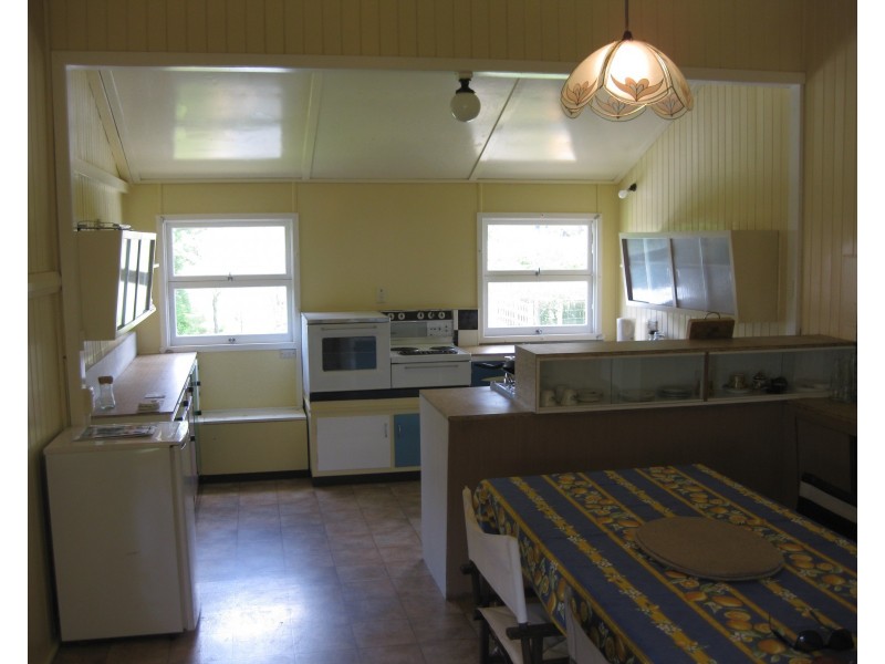 933 Mount Tully Rd, Mount Tully QLD 4380