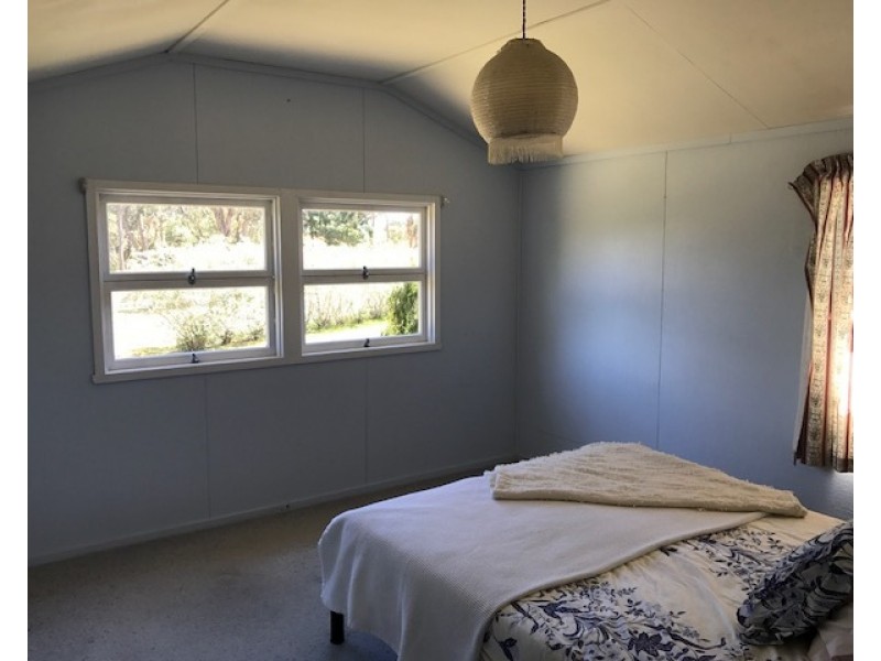 933 Mount Tully Rd, Mount Tully QLD 4380