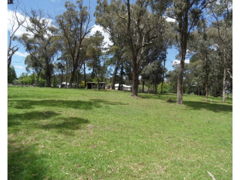 933 Mount Tully Rd, Mount Tully QLD 4380