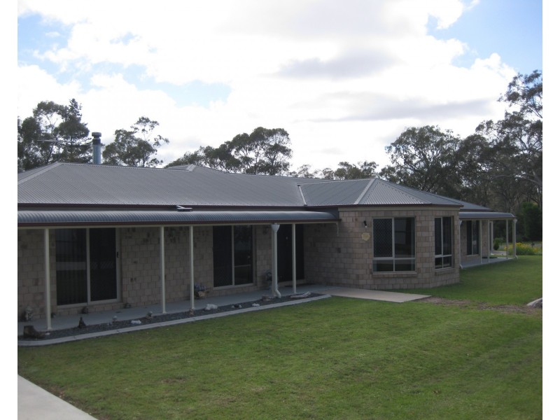 5 Kingston Road, Stanthorpe QLD 4380