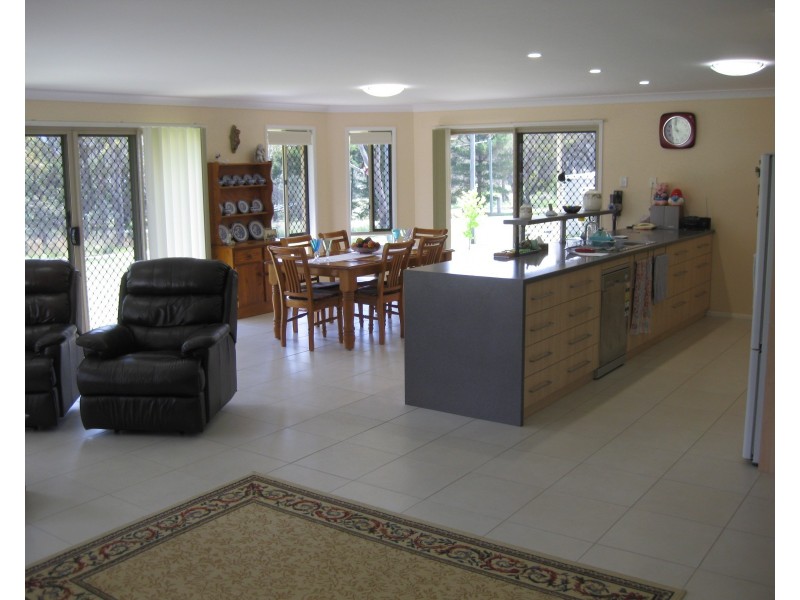 5 Kingston Road, Stanthorpe QLD 4380