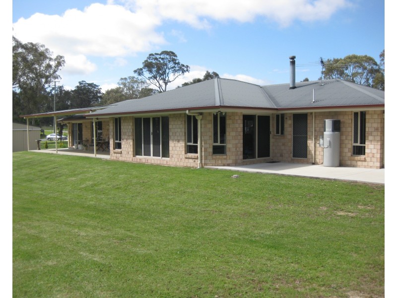 5 Kingston Road, Stanthorpe QLD 4380