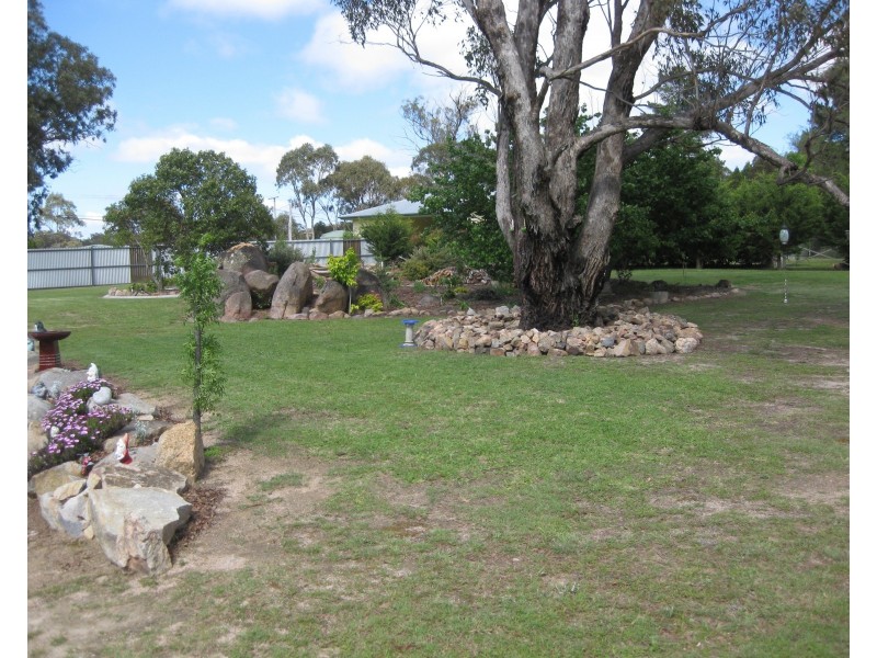 5 Kingston Road, Stanthorpe QLD 4380