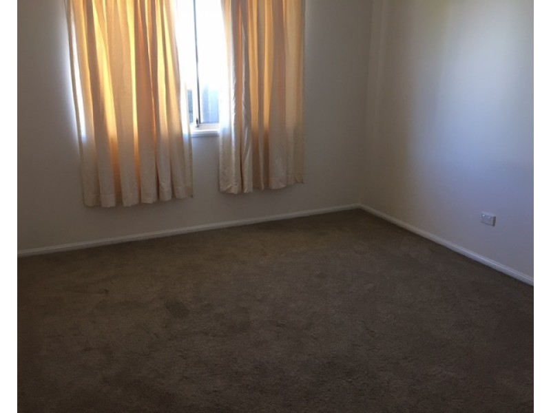 28 Thompson St, Stanthorpe QLD 4380