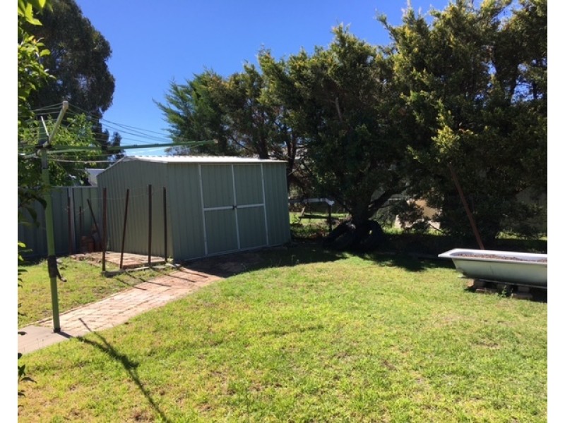 28 Thompson St, Stanthorpe QLD 4380