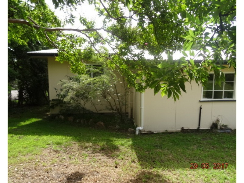 5 Aplin Street, Stanthorpe QLD 4380