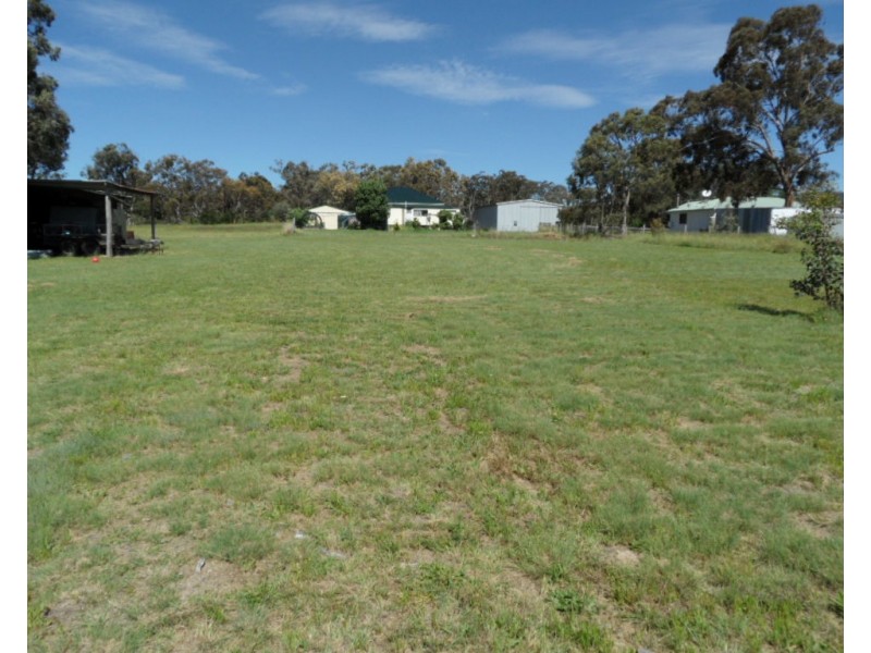 29 Wallace Court, Glen Aplin QLD 4381