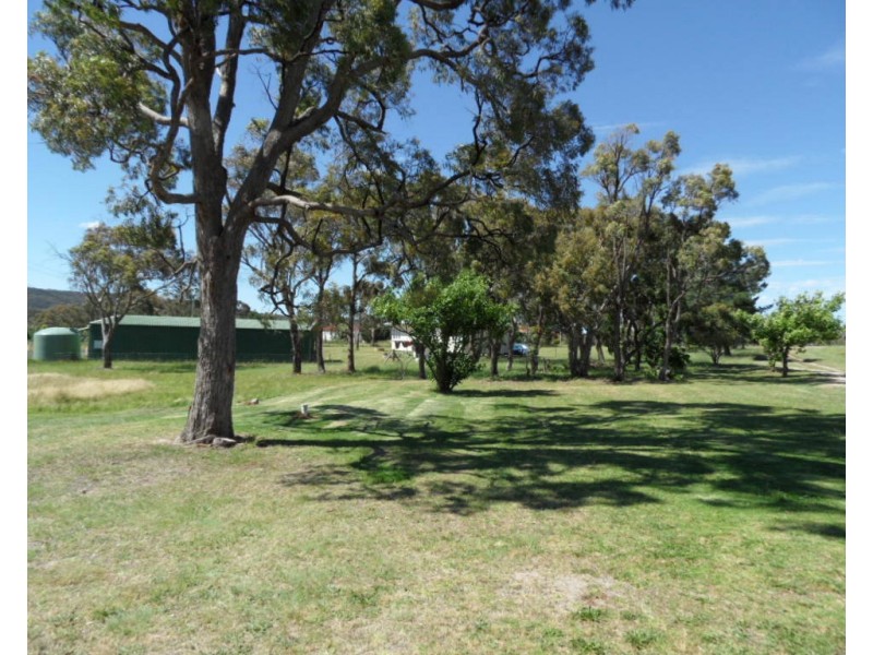 29 Wallace Court, Glen Aplin QLD 4381