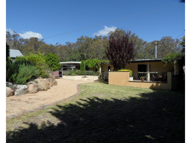 146 Barnes Road, Applethorpe QLD 4378