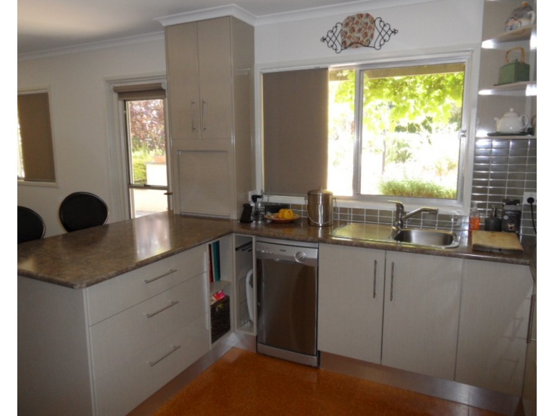 146 Barnes Road, Applethorpe QLD 4378