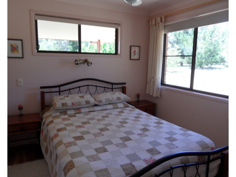 541 Dalcouth Rd, Stanthorpe QLD 4380