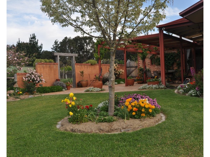 541 Dalcouth Rd, Stanthorpe QLD 4380