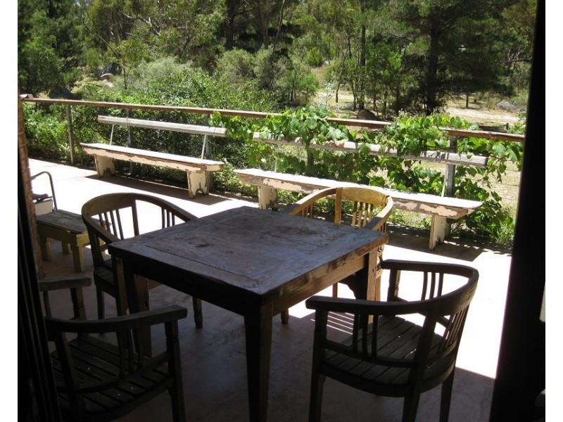 219 Caves Rd, Stanthorpe QLD 4380