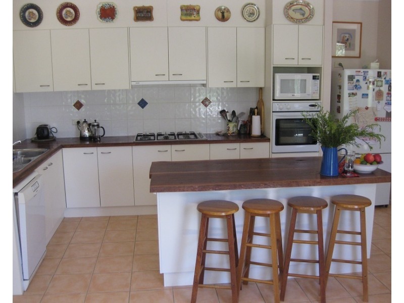 219 Caves Rd, Stanthorpe QLD 4380