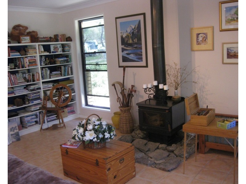 219 Caves Rd, Stanthorpe QLD 4380