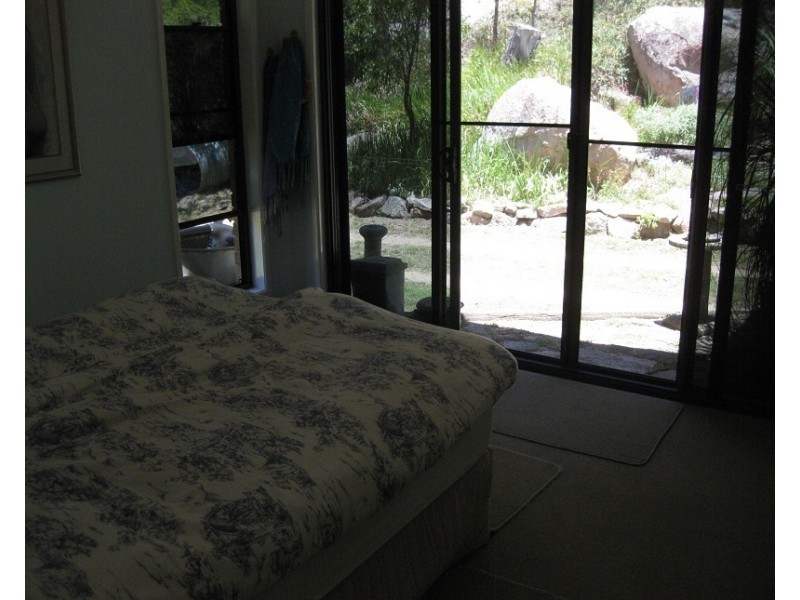 219 Caves Rd, Stanthorpe QLD 4380