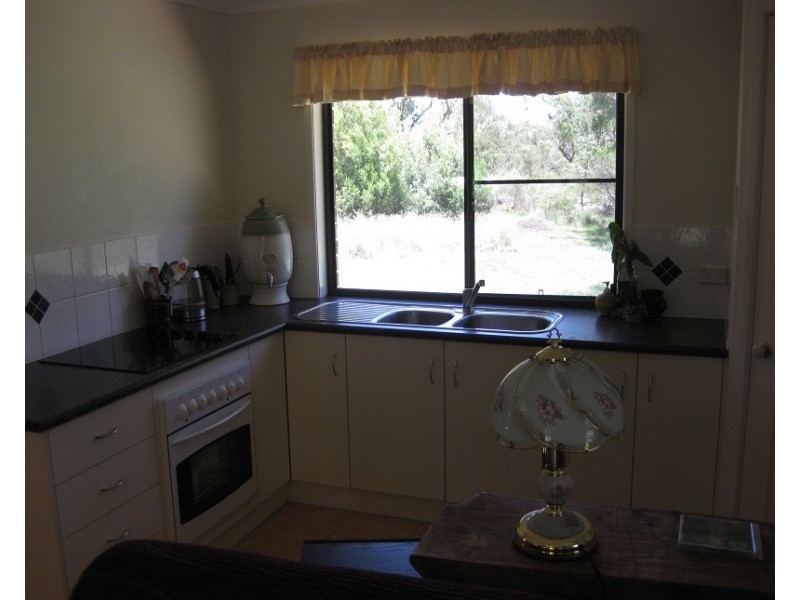 219 Caves Rd, Stanthorpe QLD 4380