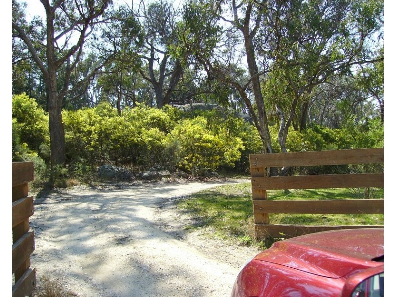 219 Caves Rd, Stanthorpe QLD 4380