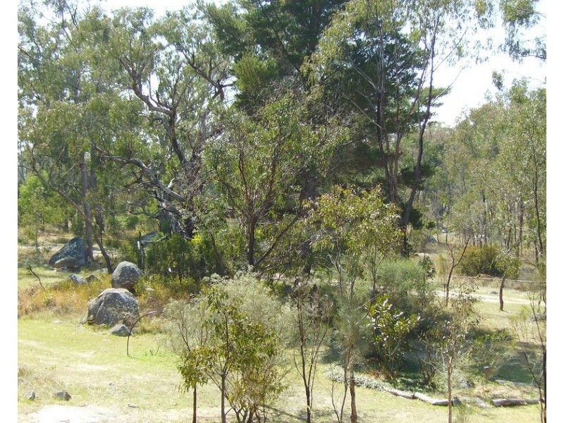 219 Caves Rd, Stanthorpe QLD 4380