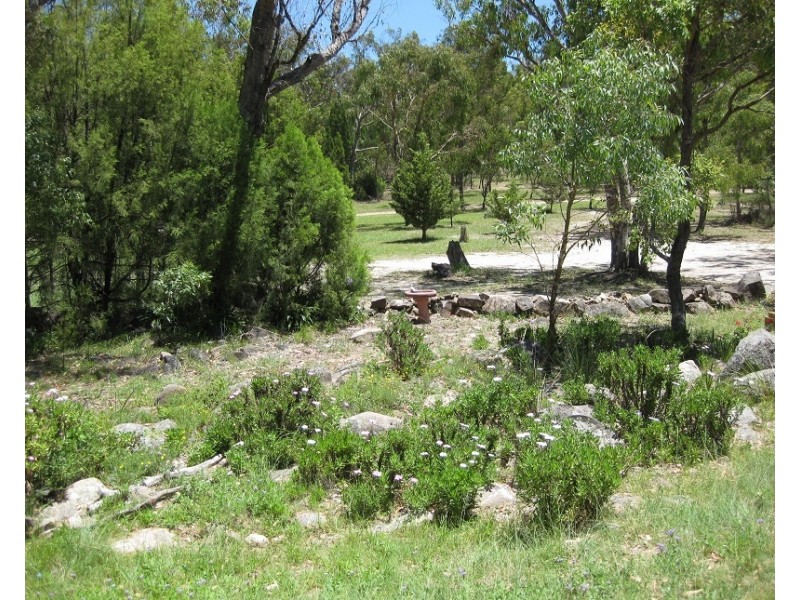 219 Caves Rd, Stanthorpe QLD 4380