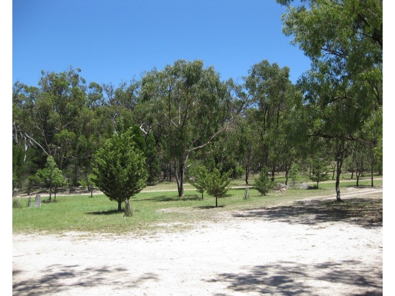 219 Caves Rd, Stanthorpe QLD 4380