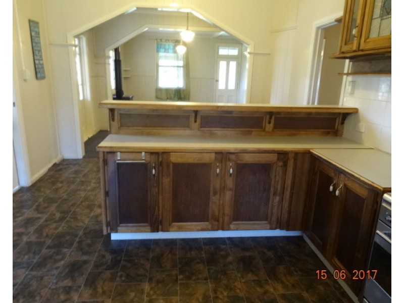 21 Miners Lane, Glen Aplin QLD 4381
