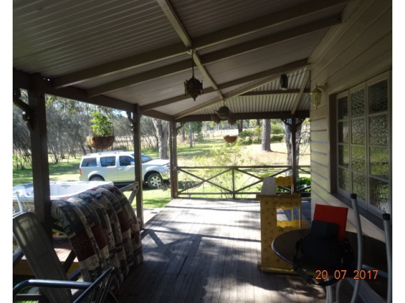 21 Miners Lane, Glen Aplin QLD 4381