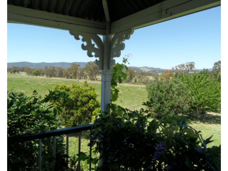 29 Jacobsens Rd, Ballandean QLD 4382