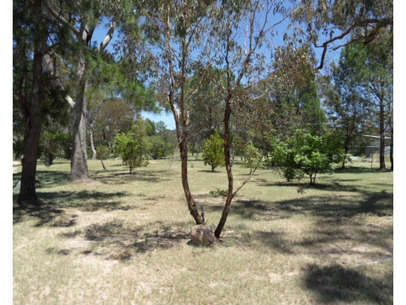 29 Jacobsens Rd, Ballandean QLD 4382