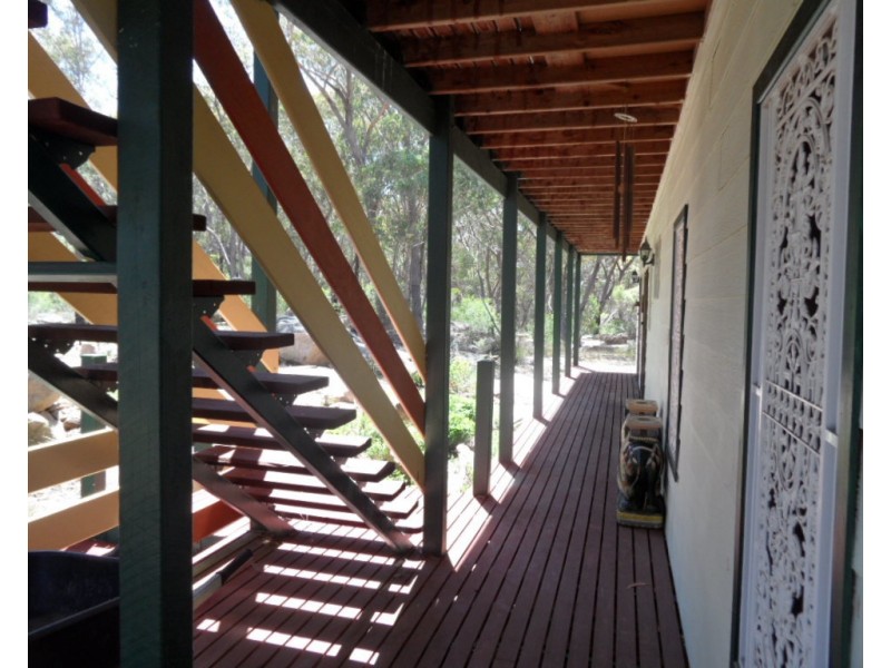 80 Bamberry Road, Pozieres QLD 4352