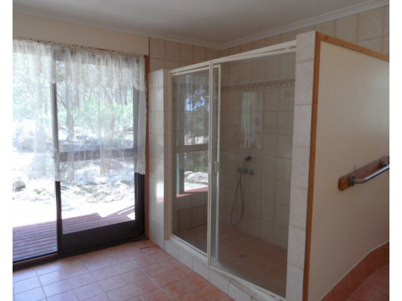 80 Bamberry Road, Pozieres QLD 4352