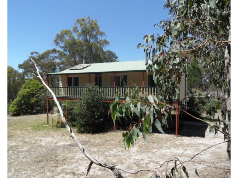 80 Bamberry Road, Pozieres QLD 4352